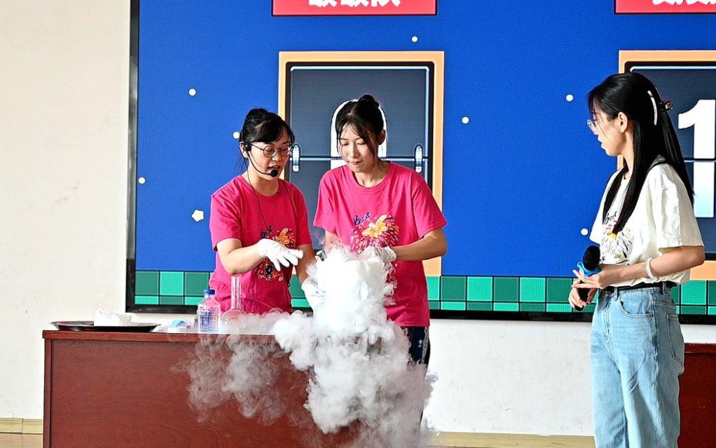 优质资源下沉校园 山东省“逐梦沃土”科普活动点亮石桥子小学