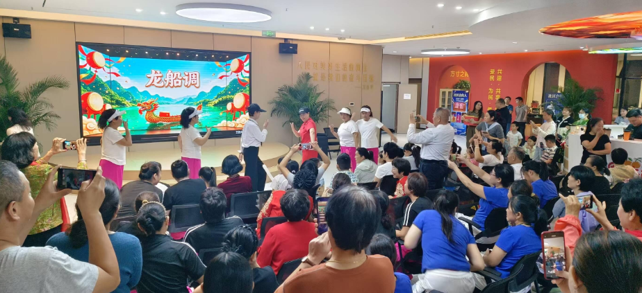 诸城万里社区党群服务中心提档升级，一站式阵地赋能全龄便民
