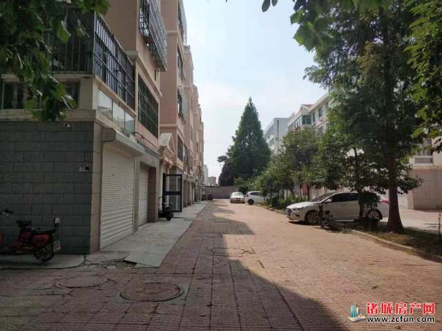 诸城艺术团住宅二手房
