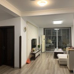 不同华园小区的房价与居住条件有何不同